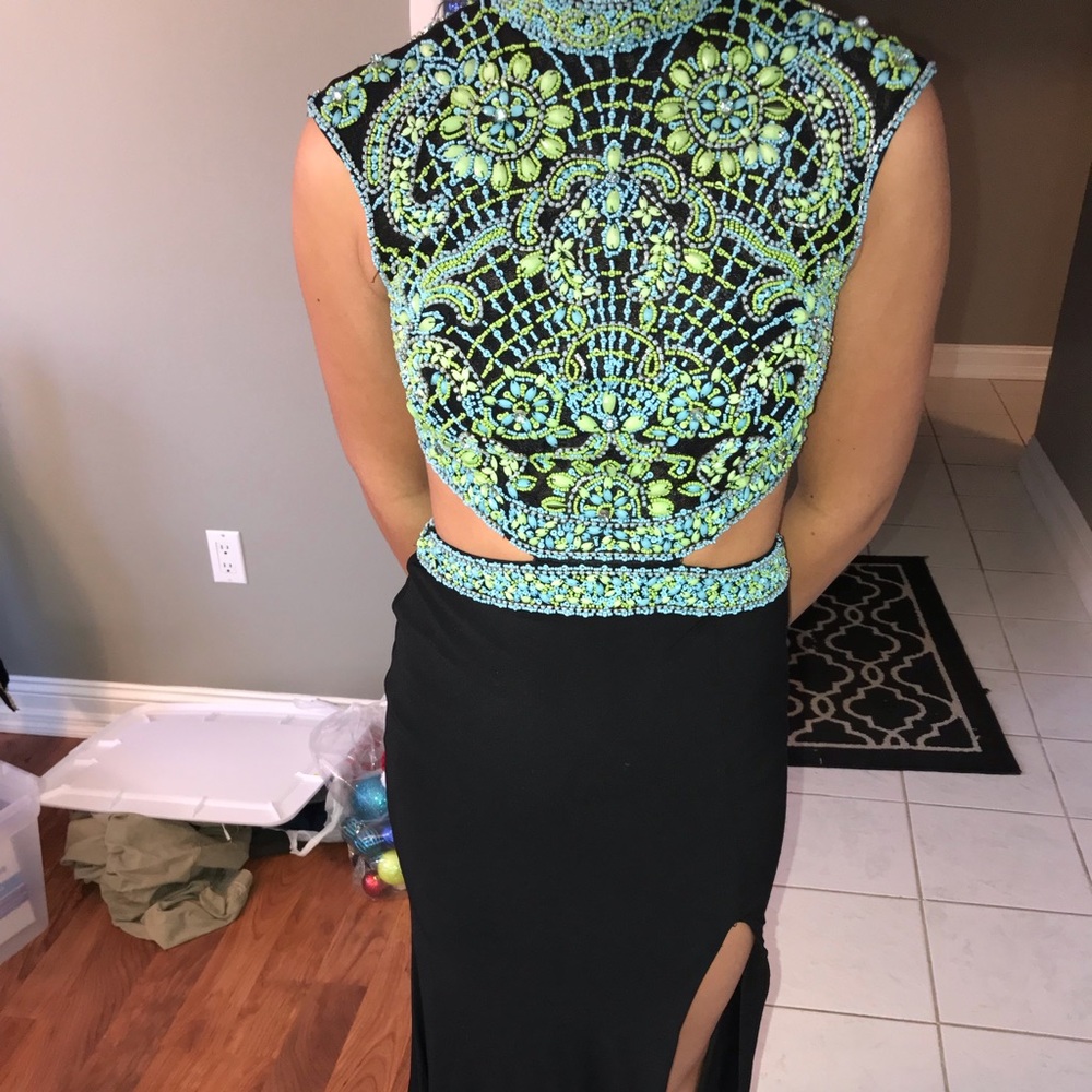 Prom dress size 4